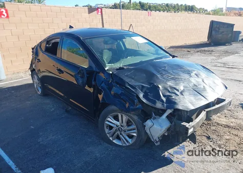 2020 Hyundai Elantra Sel z USA, uszkodzony, nr VIN 5NPD84LF0LH512219